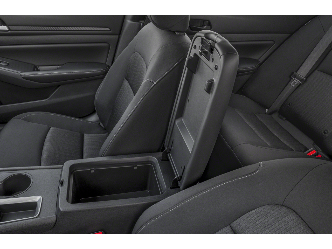2025 Nissan Altima SV - Photo 11