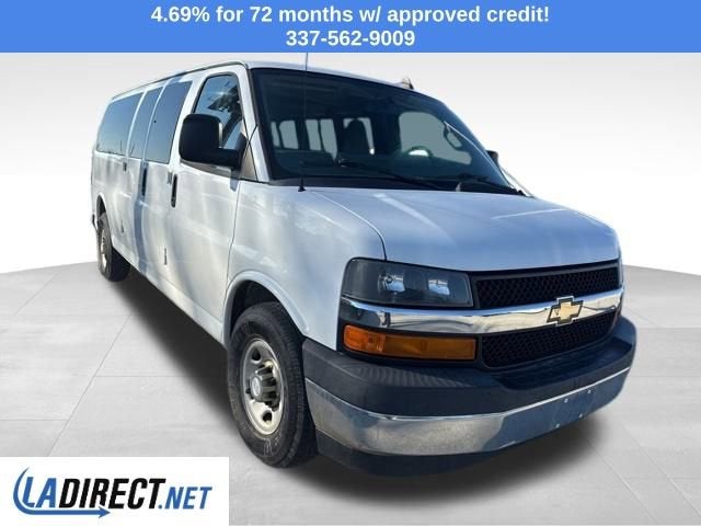 2017 Chevrolet Express Passenger LT