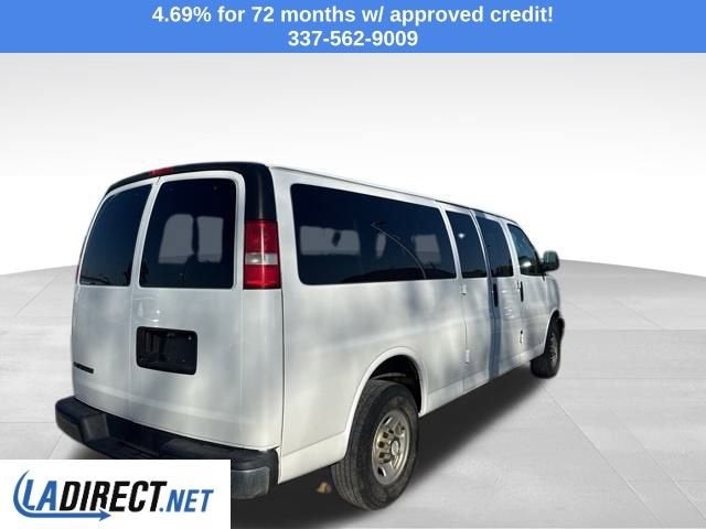 2017 Chevrolet Express Passenger LT