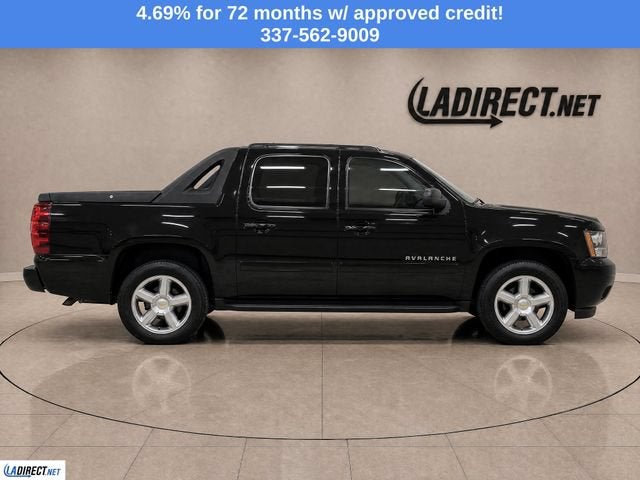 2011 Chevrolet Avalanche LS