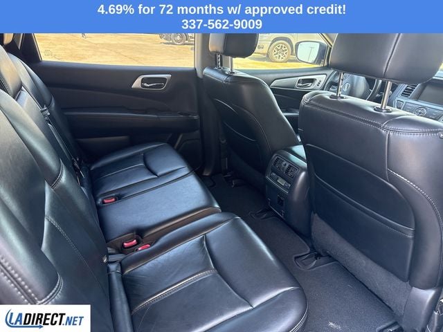 2017 Nissan Pathfinder SL