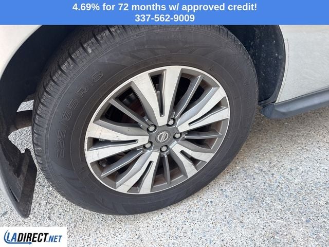 2017 Nissan Pathfinder SL