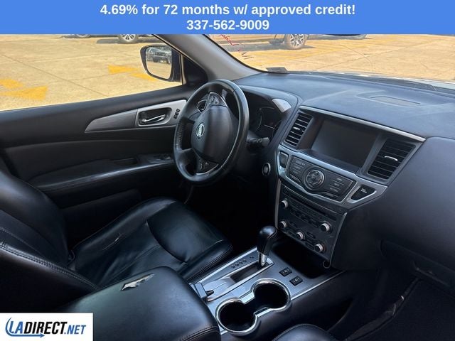 2017 Nissan Pathfinder SL