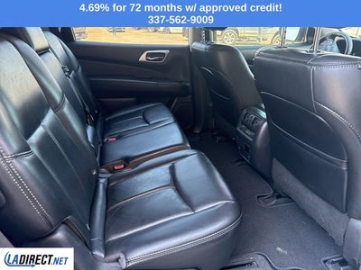 2017 Nissan Pathfinder SL